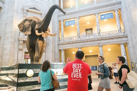 museum of natural history dc tour