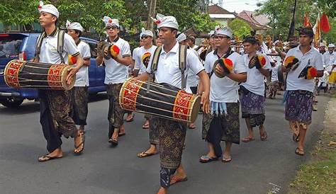 Music Festival Outfits Indonesia Costumes Around The World Traditional Dresses Traditional