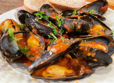 Mussels in Spicy Red Arrabbiata Sauce Kitchen Swagger