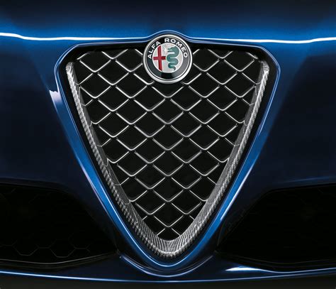 must have accessories for alfa romeo giulia