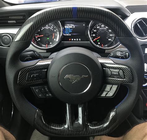 mustang steering wheel size