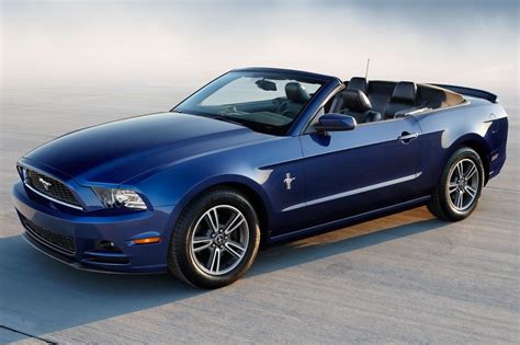 mustang v6 convertible 2013