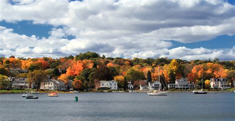 4 Fun Things to Do in Mystic CT in the Fall Stonecroft Country Inn