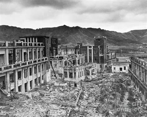 nagasaki after bombing