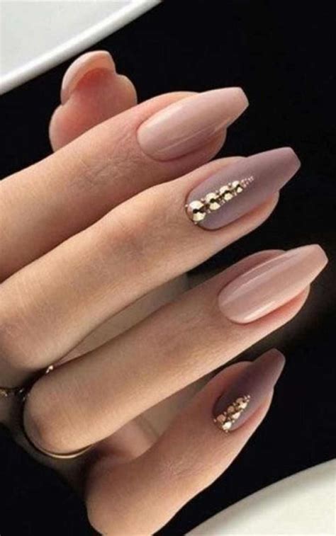 Nail Color Nut