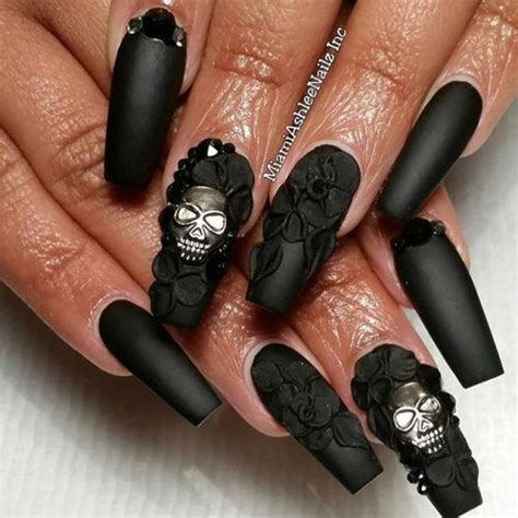 nail designs skulls
