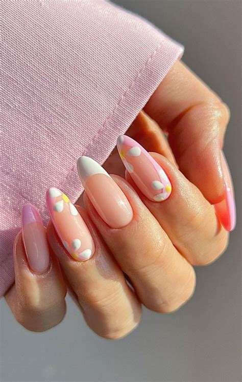 Spring Nail Designs 2022: The Ultimate Guide to Chic and Trendy Nails