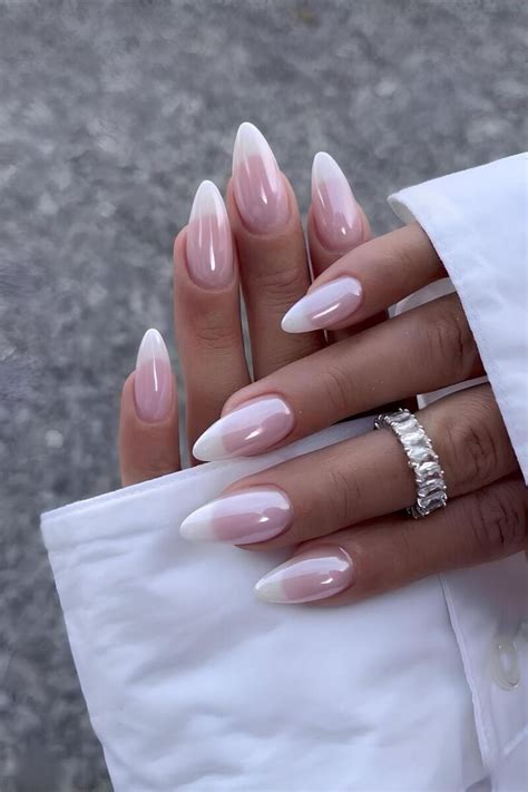 Nail Inspo Basic Milky
