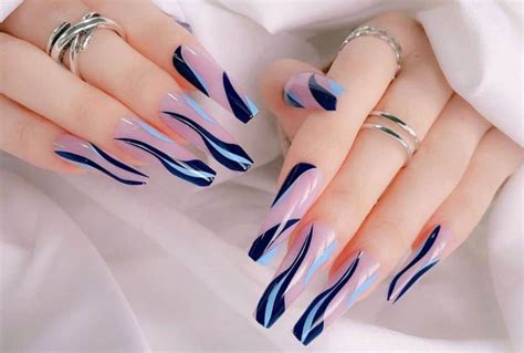nail ombre aesthetic