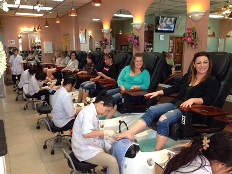 nail salon services reviews in spokane