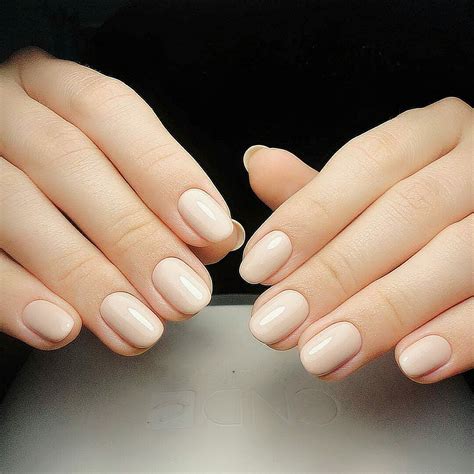 nail shapes for shorter nails