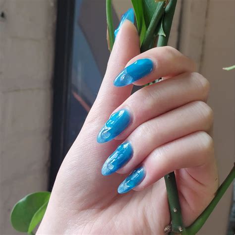 Nails Blue Water