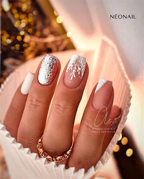Nails For Winter Wedding