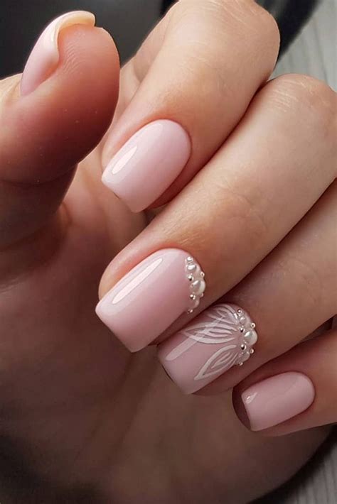 Nails Light Pink Wedding