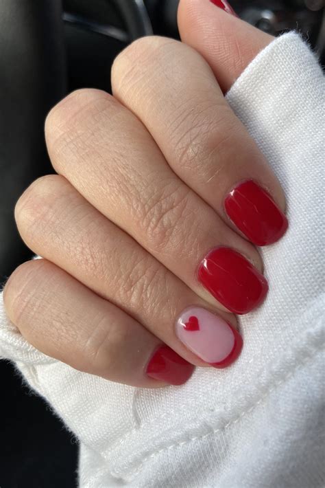 Nails Valentines Day Simple