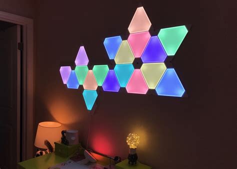Review Nanoleaf's Aurora smart lighting panels match