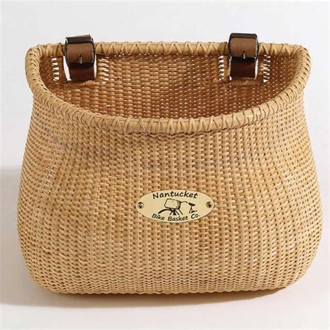 Nantucket Light Basket