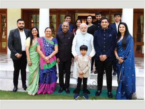 narendra damodar das modi family