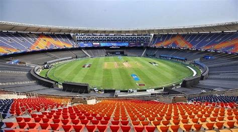 narendra modi stadium seating capacity