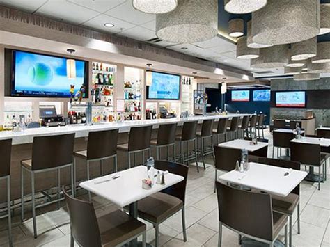 nashville airport lounges priority pass