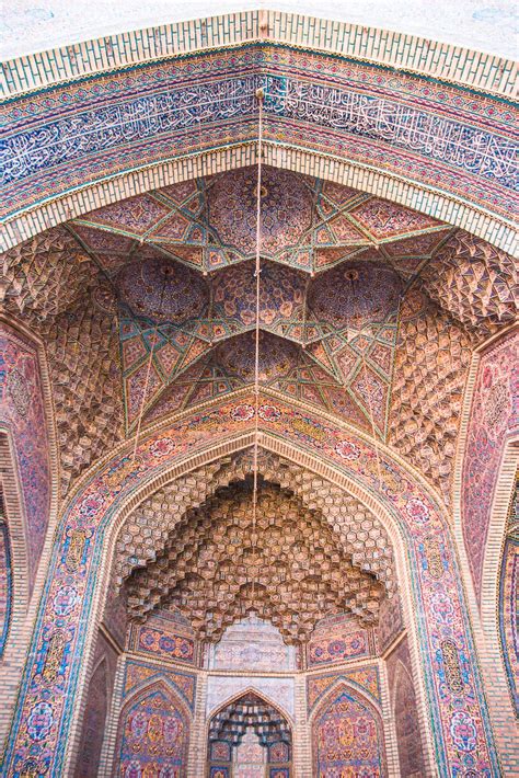nasir al-mulk mosque pink mosque shiraz iran
