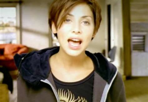 natalie imbruglia - torn official video