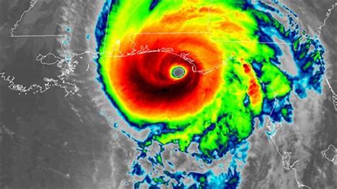 national hurricane center nicole forecast