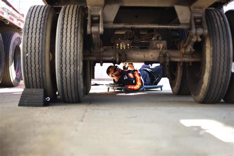 national truck breakdown road service