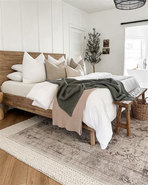 Bedroom with natural bedding