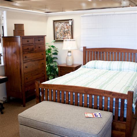 natural maple bedroom set