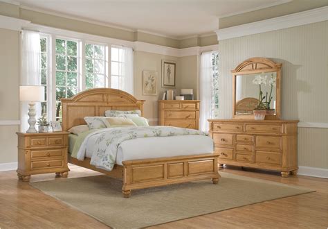 Natural Pine Bedroom Sets