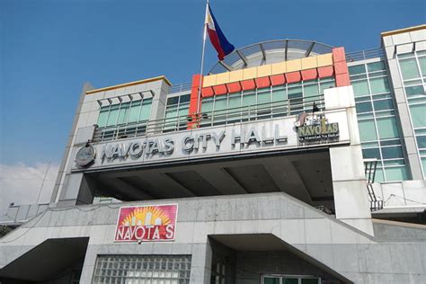 navotas city hall contact number