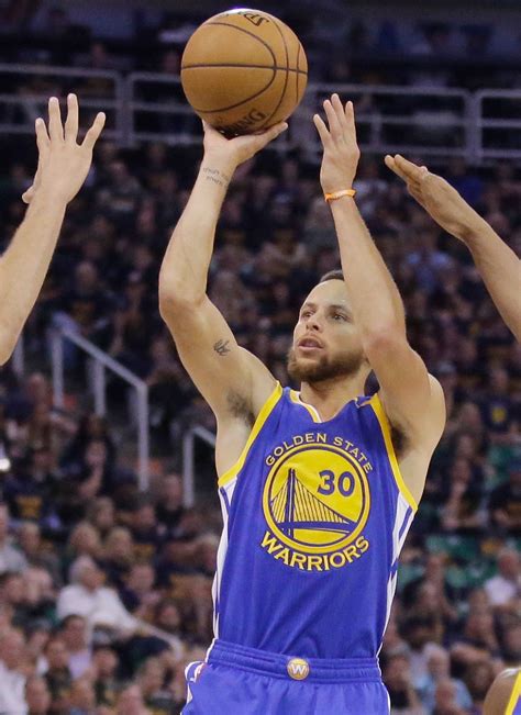 nba scores curry video