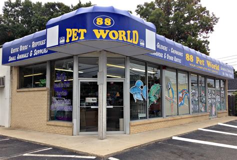 Nearest Pets Store