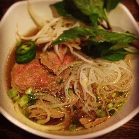 nearest pho restaurant near me delivery