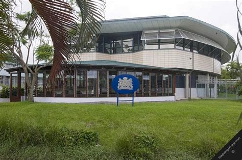 nederlandse ambassade in suriname