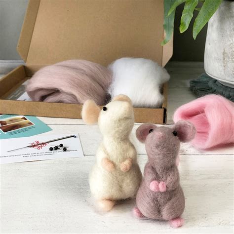 Needle Felting Mouse Kit