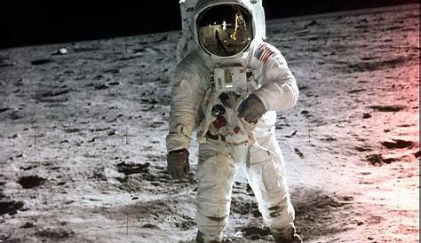 Pourquoi ce n'est pas Neil Armstrong sur les photos du premier homme