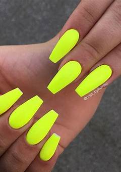 Neon Yellow Acrylic Nails: A Vibrant Trend In 2023