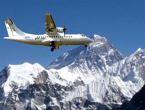 nepal mount everest flight