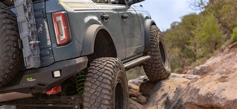 Nerf Bars Vs Rock Sliders