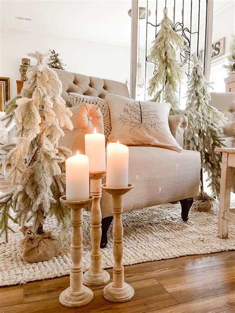 Neutral Winter Decor How to decorate after Christmas Trendy Home Hacks