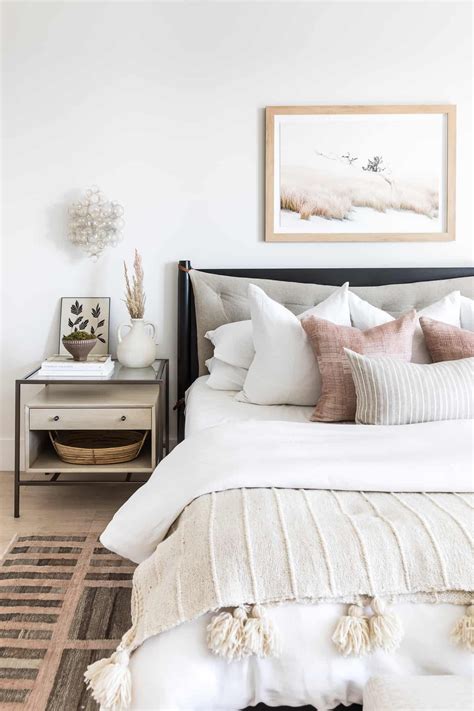 neutral bedroom