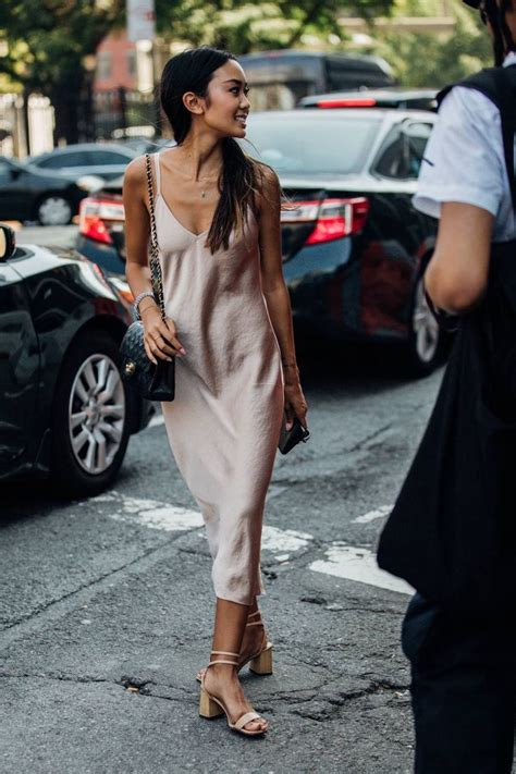 New York Summer Fashion Outfit Ideas For Women 2022 Street Style Review