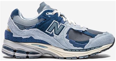 new balance 2002r blue and white
