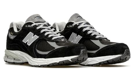 new balance 2002r gore tex black