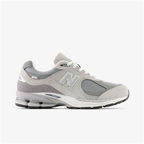 new balance 2002r gore tex concrete