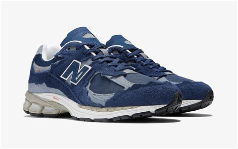 new balance 2002r protection pack blue navy