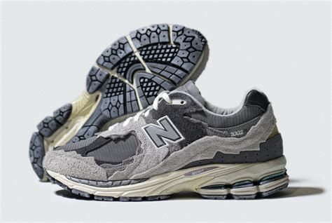 new balance 200r protection pack