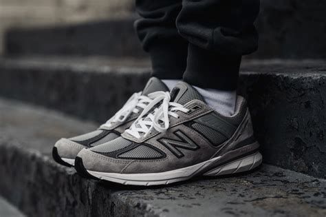 new balance 990v5 grey/castlerock